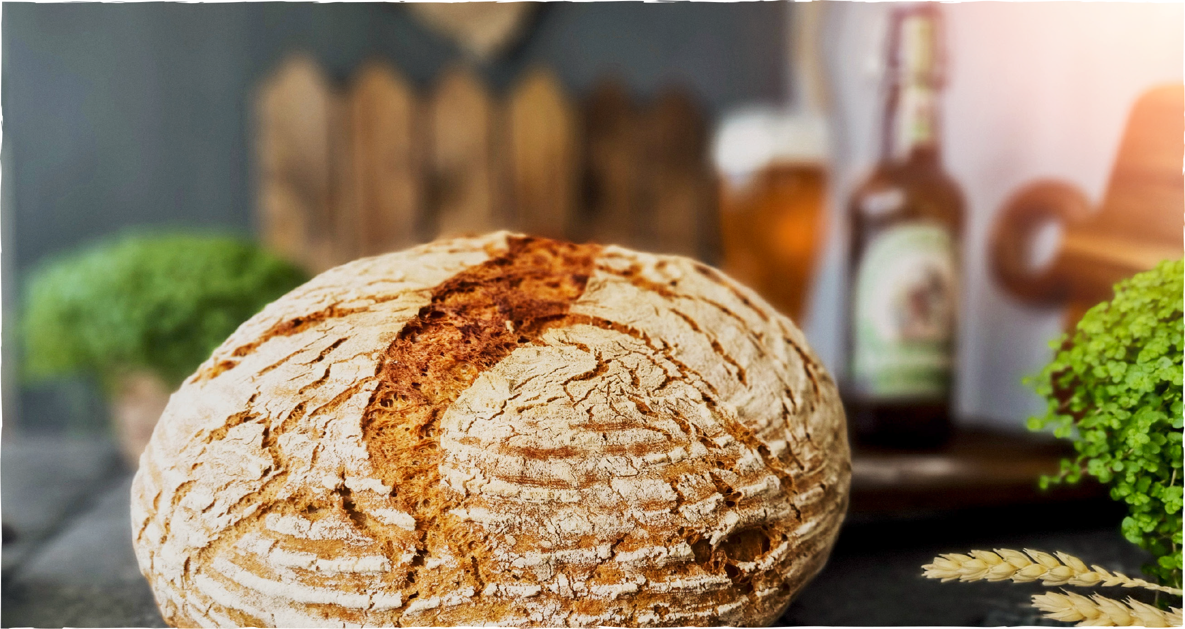 Pane bianco in crosta di birra con birra di grano Kapuziner